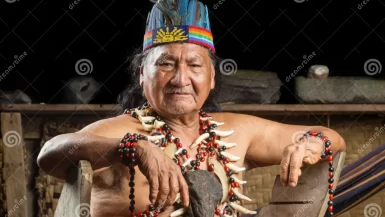 sciamano-amazzoniano-portrait-61154363