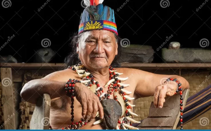 sciamano-amazzoniano-portrait-61154363